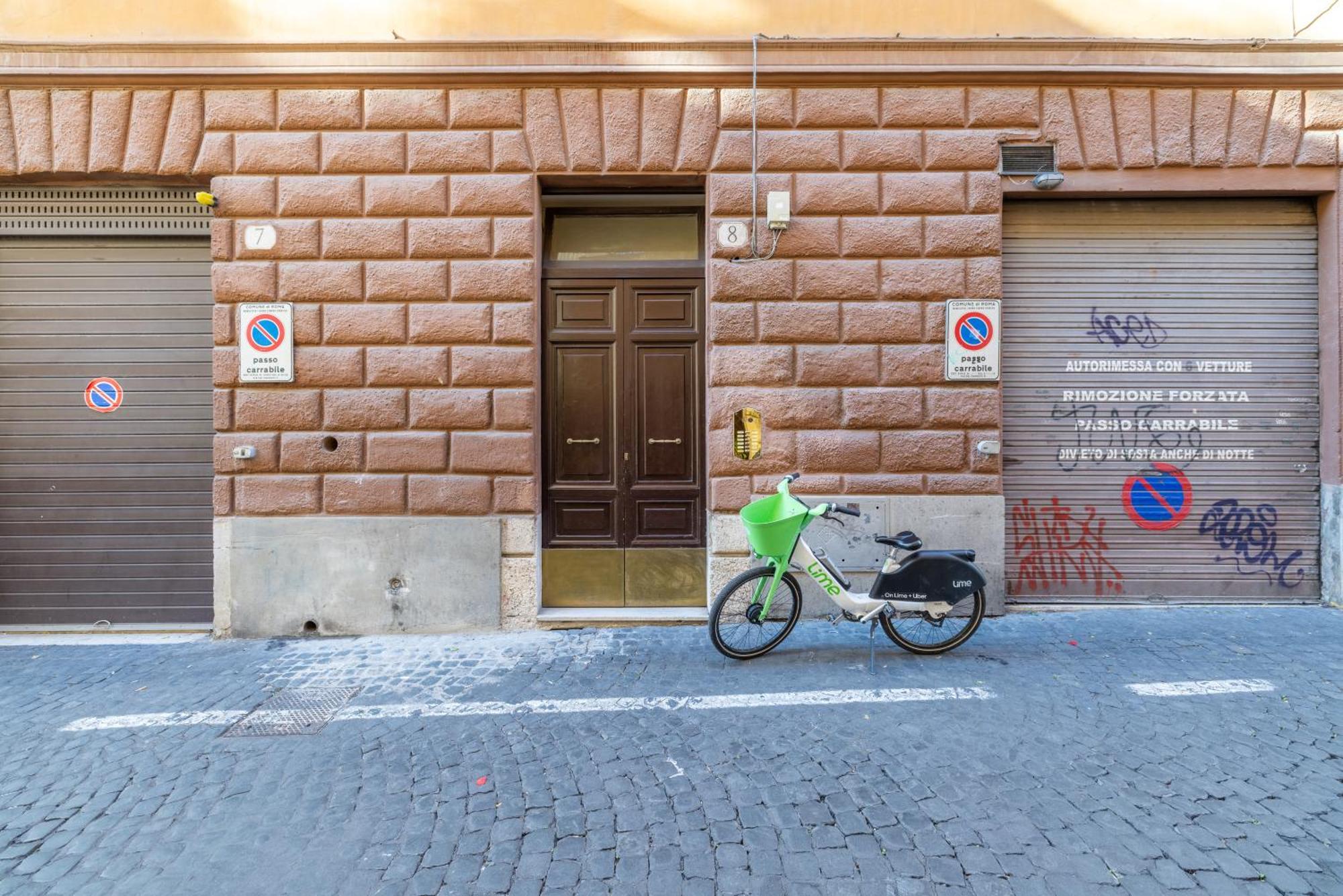 Lovely Studio Apartment - Capocci Rome Buitenkant foto